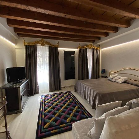 Ln Homes Venice - San Marco Canal View 외부 사진